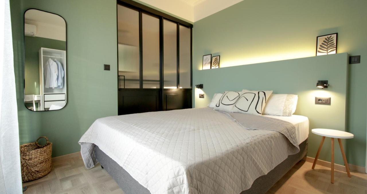 Onos - 2 Bedroom 2 Bathroom Penthouse With Terrace In Old Town กาลามาตา ภายนอก รูปภาพ