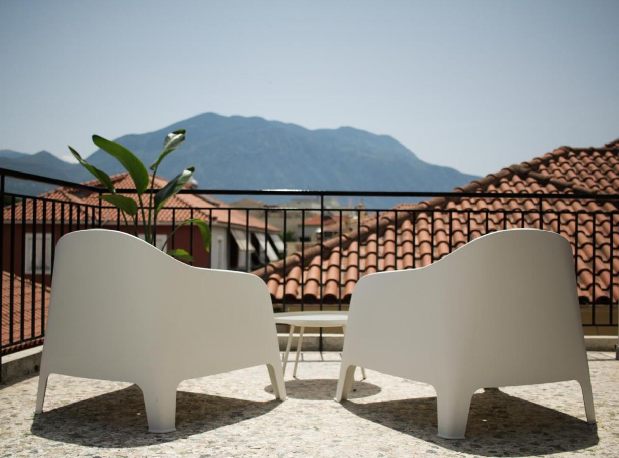 Onos - 2 Bedroom 2 Bathroom Penthouse With Terrace In Old Town กาลามาตา ภายนอก รูปภาพ