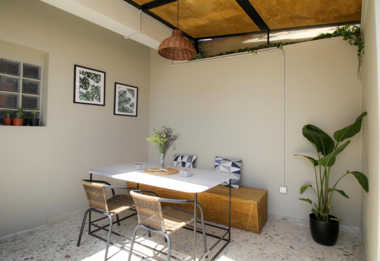 Onos - 2 Bedroom 2 Bathroom Penthouse With Terrace In Old Town กาลามาตา ภายนอก รูปภาพ